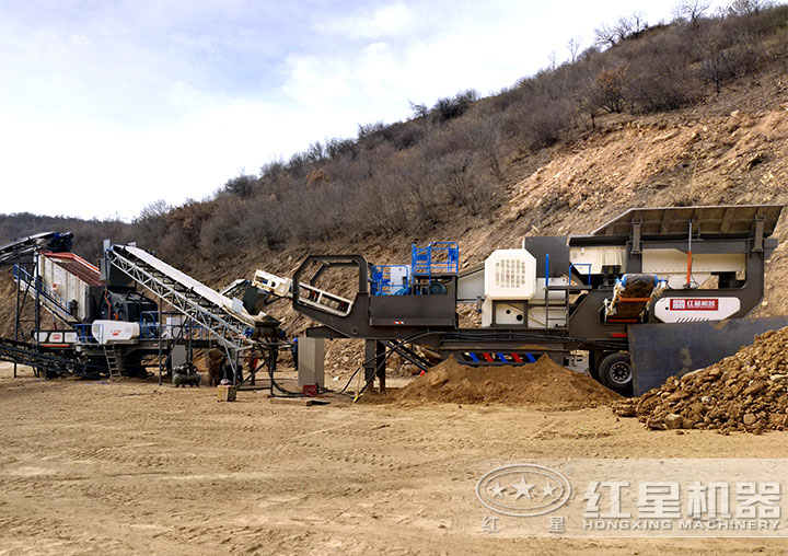 輪胎式車載流動(dòng)石子、粉碎機(jī)